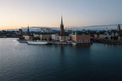 Atmosphere Cityscape Water