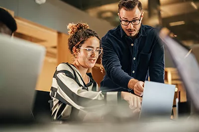 Pointsharp How To Succeed With Digital Onboarding Ebook Keyvisual