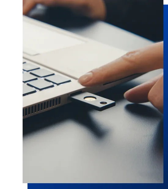 fido-passkey-bluegrad-right